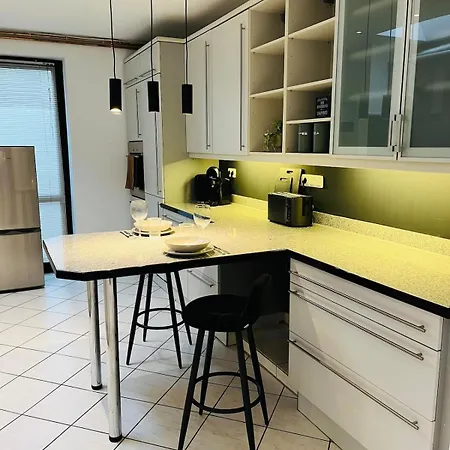 Overnight No5 - Bungalow, Billard, Dart, Kamin * הנובר